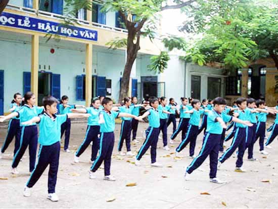sản xuất áo đồng phục giá rẻ